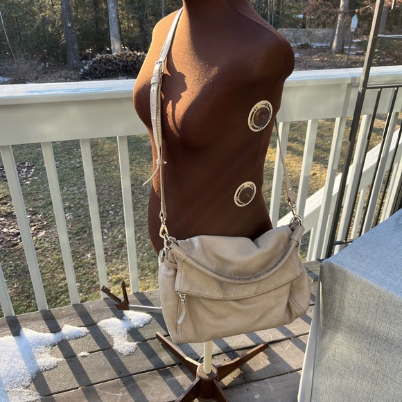 Large Kate Spade Fold over Bag - Picture 5 of 7